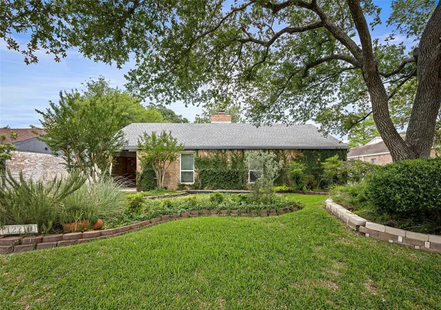 Photo 1 of Single family home for sale at 12210 Waldemar Dr, Houston, TX 77077 | MLS# 90937438 | Listing updated on 2026-09-22