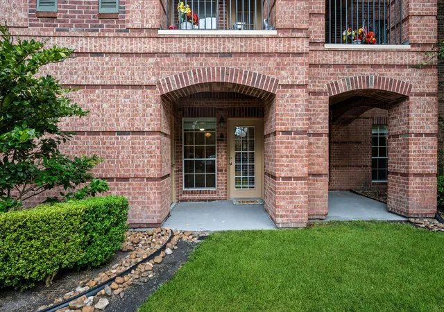 Photo 1 of Condo for sale at 2815 Kings Xing Dr #102, Kingwood, TX 77345 | MLS# 2821063 | Listing updated on 2026-09-04