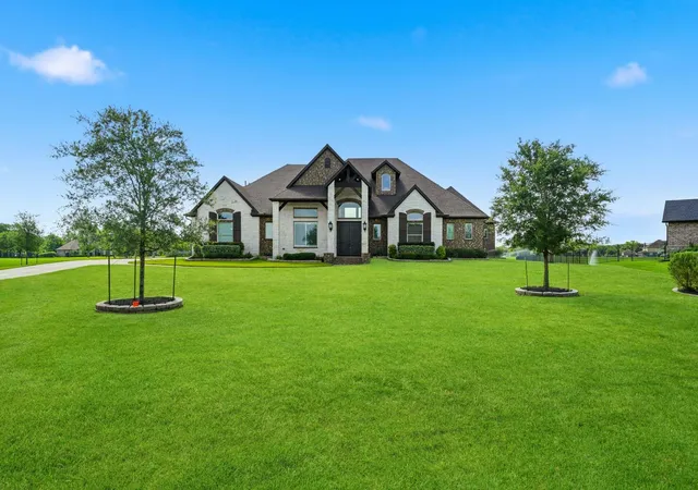 Photo 1 of Sale Pending at 3910 Lakes Of Mission Grv Blvd, Richmond, TX 77406 | MLS# 47020365 | Listing updated on 2026-09-15