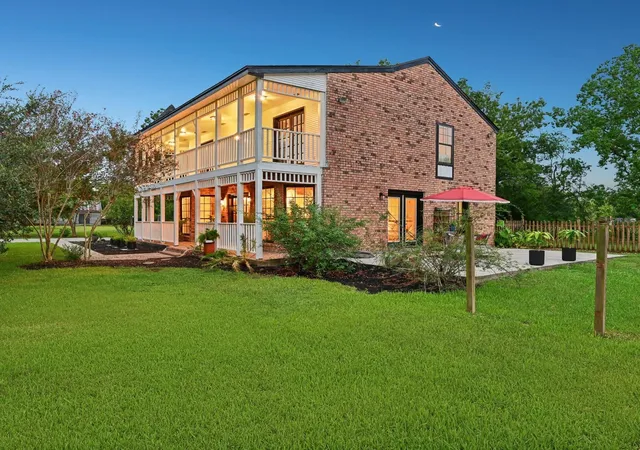 Photo 3 of Single family home for sale at 2507d Calder Dr, League City, TX 77573 | MLS# 68759690 | Listing updated on 2026-09-17