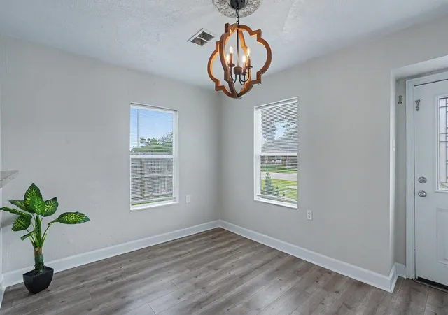 Photo 4 of Single family home for sale at 2523 7th Avenue N, Texas City, TX 77590 | MLS# 74983116 | Listing updated on 2026-09-12
