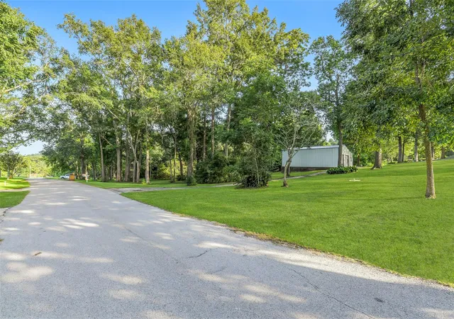 Photo 3 of Single family home for sale at 2 Dogwood Path, Coldspring, TX 77331 | MLS# 97382595 | Listing updated on 2026-09-05