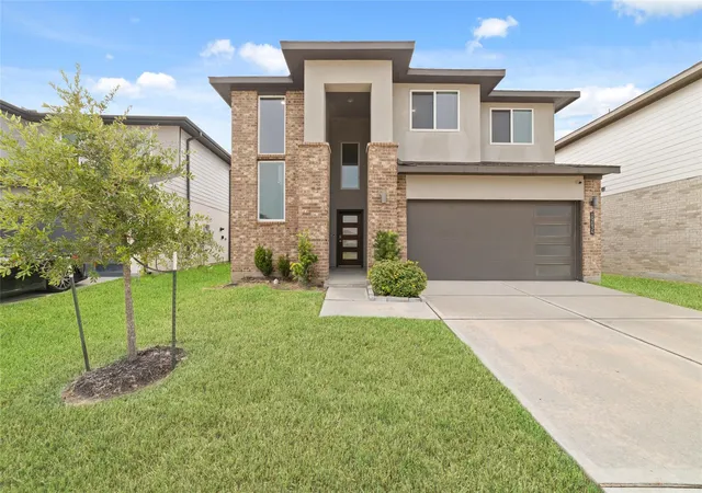 Photo 2 of Single family home for sale at 19034 Derrington Manor Ln, Richmond, TX 77407 | MLS# 58601719 | Listing updated on 2026-09-01