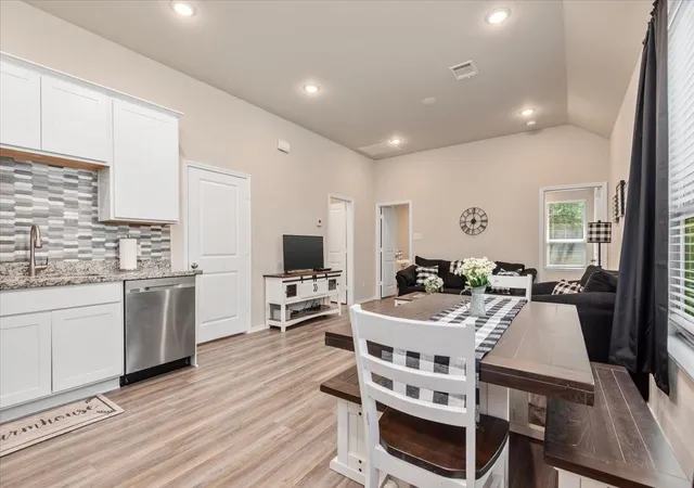 Photo 3 of Single family home for sale at 11636 Vistawood St, Willis, TX 77318 | MLS# 22209615 | Listing updated on 2026-09-18