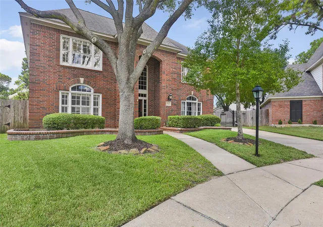 Photo 2 of Single family home for sale at 15615 Wildwood Run, Cypress, TX 77433 | MLS# 15001677 | Listing updated on 2026-09-11