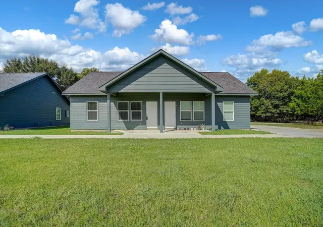Photo 2 of Multi family home for sale at 1318 Stowell St, Anahuac, TX 77514 | MLS# 90856311 | Listing updated on 2026-09-23