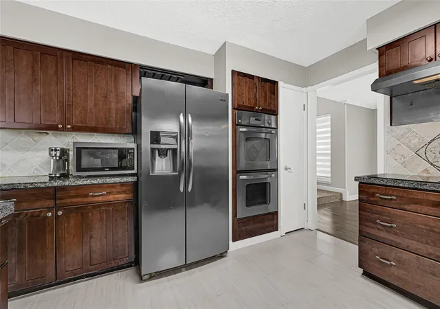 Photo 2 of Single family home for sale at 2407 Rambling Brk Dr, Spring, TX 77373 | MLS# 78747765 | Listing updated on 2026-09-27