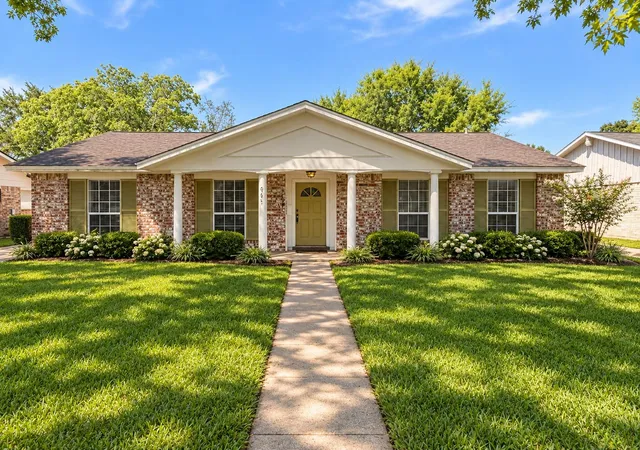 Photo 1 of Single family home for sale at 9030 Jackwood St, Houston, TX 77036 | MLS# 3377705 | Listing updated on 2026-09-24