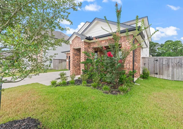 Photo 1 of Single family home for sale at 38527 Winding Meadows Dr, Magnolia, TX 77354 | MLS# 82112399 | Listing updated on 2026-09-25