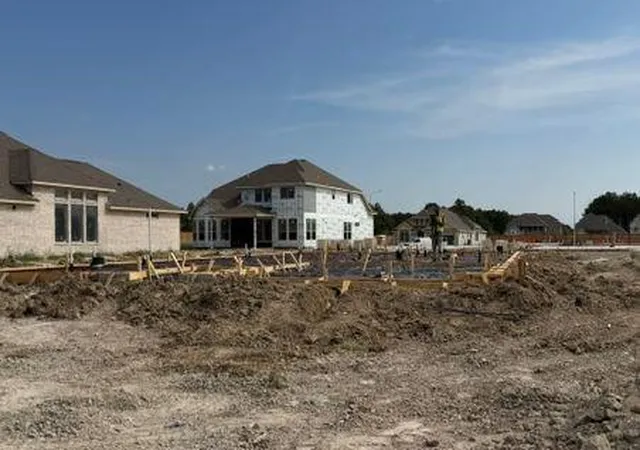 Photo 2 of Single family home for sale at 32530 Sweetgum Holw Ct, Spring, TX 77386 | MLS# 44731698 | Listing updated on 2026-09-17