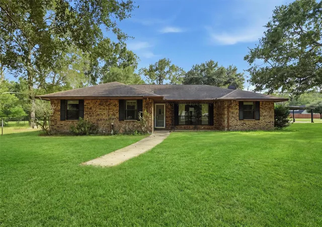 Photo 1 of Single family home for sale at 460 County Rd 3182 #318, Cleveland, TX 77327 | MLS# 50799303 | Listing updated on 2026-10-08