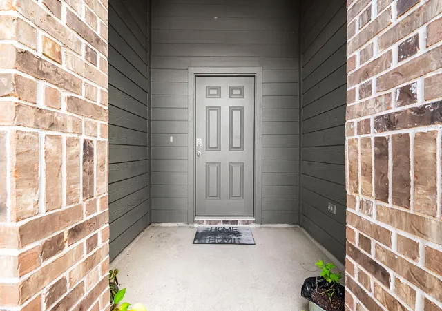 Photo 4 of Single family home for sale at 24714 Mountain Tree Dr, Magnolia, TX 77355 | MLS# 71538348 | Listing updated on 2026-09-19