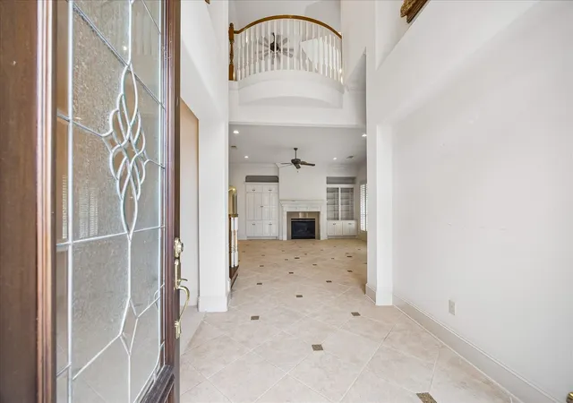 Photo 3 of Single family home for sale at 14239 Flower Crk Ln, Houston, TX 77077 | MLS# 83366350 | Listing updated on 2026-10-09