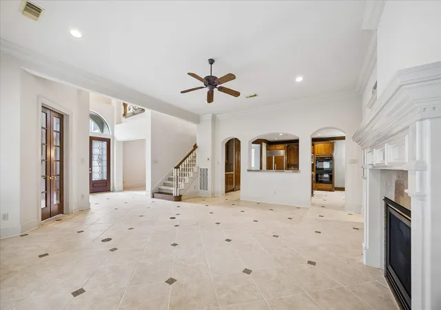 Photo 4 of Single family home for sale at 14239 Flower Crk Ln, Houston, TX 77077 | MLS# 83366350 | Listing updated on 2026-10-09