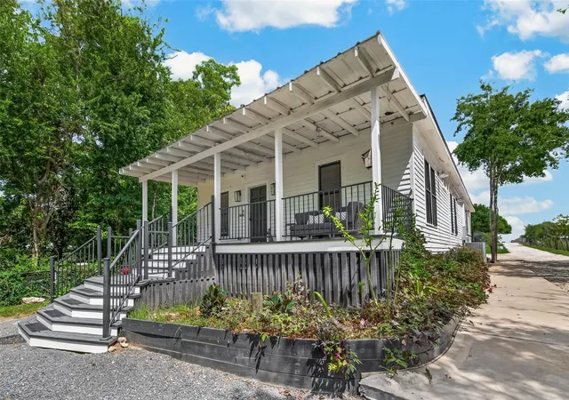 Photo 2 of Single family home for sale at 8979 Fm 359 Rd, Richmond, TX 77406 | MLS# 48791607 | Listing updated on 2026-10-09