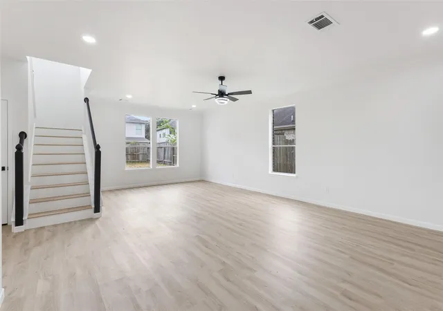 Photo 3 of Single family home for sale at 2518 Willow Springs Ln, Sugar Land, TX 77479 | MLS# 55248834 | Listing updated on 2026-09-12