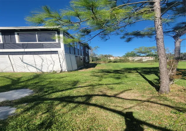 Photo 2 of Single family home for sale at 12018 Sandpiper Rd, Angleton, TX 77515 | MLS# 54797903 | Listing updated on 2026-09-02