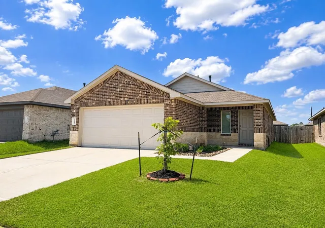 Photo 1 of Sale Pending at 5407 Portwood Acres Dr, Spring, TX 77373 | MLS# 5445608 | Listing updated on 2026-10-02
