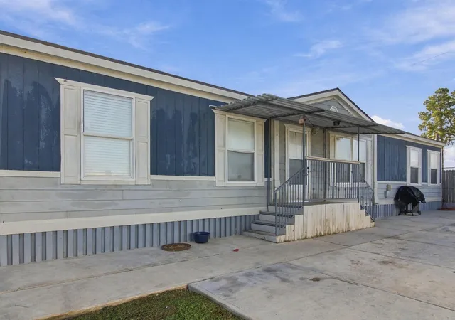 Photo 3 of Single family home for sale at 152 Road 5128, Cleveland, TX 77327 | MLS# 56924101 | Listing updated on 2026-09-17