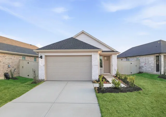 Photo 2 of Single family home for sale at 4117 Bronco Sta Ln, League City, TX 77573 | MLS# 90192317 | Listing updated on 2026-09-11