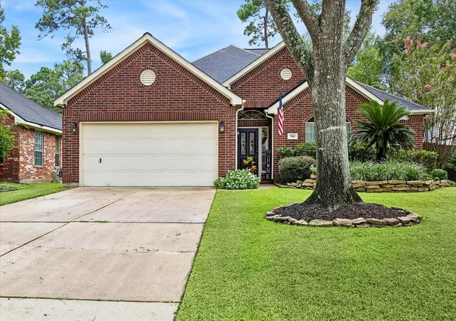 Photo 2 of Sale Pending at 7103 Sweet Violet Trl, Kingwood, TX 77346 | MLS# 13992234 | Listing updated on 2026-09-18