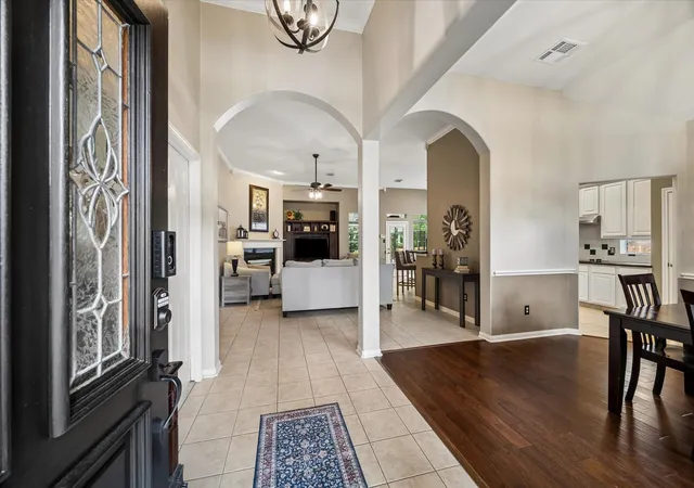Photo 3 of Sale Pending at 7103 Sweet Violet Trl, Kingwood, TX 77346 | MLS# 13992234 | Listing updated on 2026-09-18