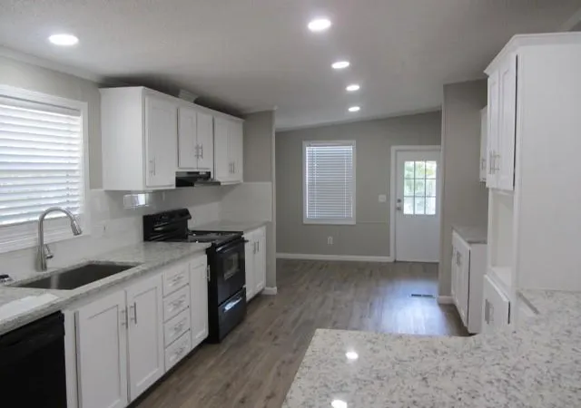 Photo 2 of Single family home for sale at 48 Veronica Ln, Huntsville, TX 77340 | MLS# 51362530 | Listing updated on 2026-09-17