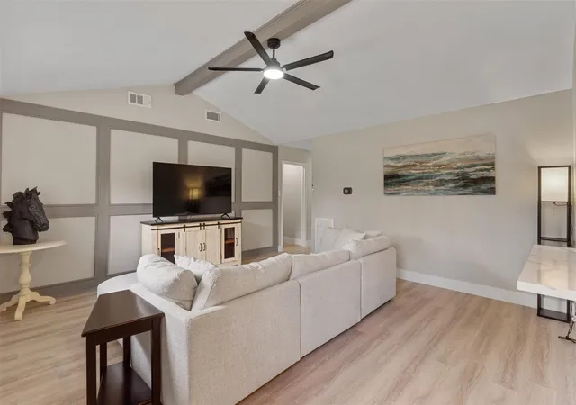 Photo 4 of Single family home for sale at 406 Christina Ln, Friendswood, TX 77546 | MLS# 21200374 | Listing updated on 2026-10-02