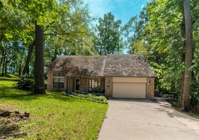 Photo 1 of Single family home for sale at 61 Harbor Run Dr, Coldspring, TX 77331 | MLS# 17734771 | Listing updated on 2026-09-15