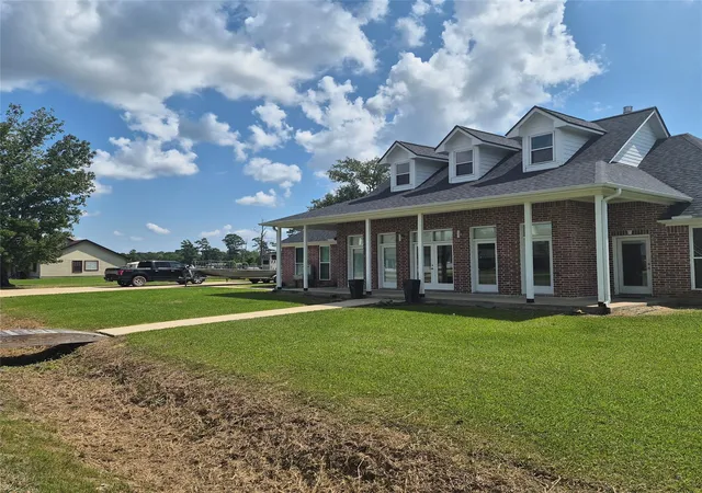 Photo 3 of Single family home for sale at 5326 Atkinson Cir, Orange, TX 77630 | MLS# 17635844 | Listing updated on 2026-10-02