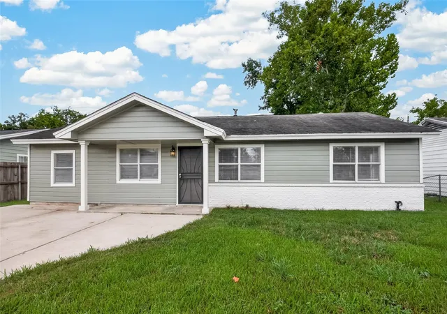 Photo 1 of Single family home for sale at 3119 Brea Crst St, Houston, TX 77093 | MLS# 64844704 | Listing updated on 2026-09-05