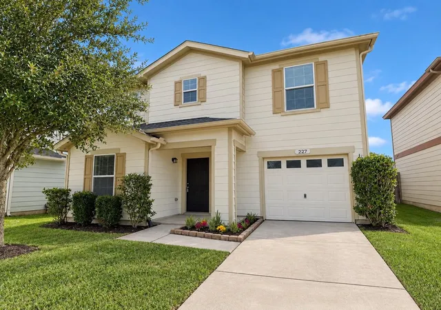Photo 1 of Single family home for sale at 227 Silky Leaf Dr, Houston, TX 77073 | MLS# 52887452 | Listing updated on 2026-09-19