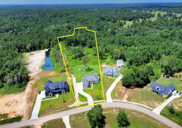 Photo 3 of Single family home for sale at 140 Quiet Springs Trl, Willis, TX 77378 | MLS# 10246033 | Listing updated on 2026-09-22