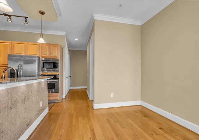 Photo 4 of Condo for sale at 7134 Mapleridge St #3F, Houston, TX 77081 | MLS# 12339956 | Listing updated on 2026-09-08