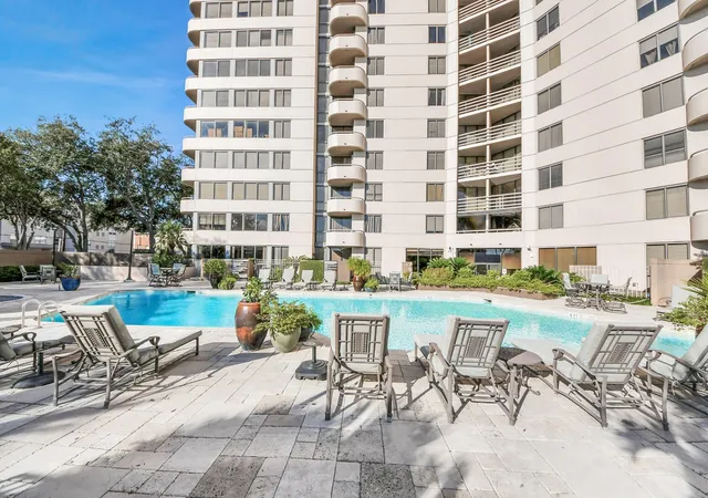 Photo 3 of Condo for sale at 3525 Sage Rd #1503, Houston, TX 77056 | MLS# 59877769 | Listing updated on 2026-09-24