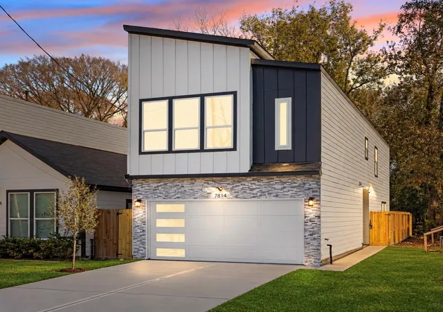 Photo 1 of Single family home for sale at 7814 Beckley St, Houston, TX 77088 | MLS# 68558084 | Listing updated on 2026-09-24