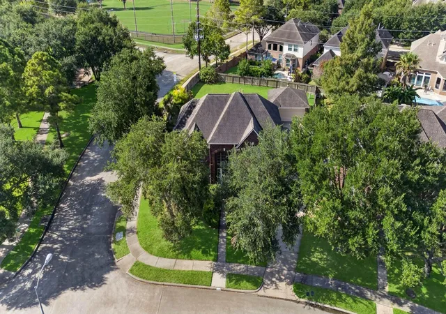 Photo 2 of Single family home for sale at 5326 Hanneck Valley Ln, Katy, TX 77450 | MLS# 20480887 | Listing updated on 2026-09-05