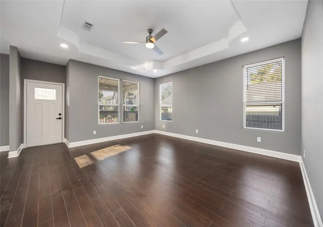 Photo 3 of Single family home for sale at 813 Fortune St, Houston, TX 77088 | MLS# 38694677 | Listing updated on 2026-09-08