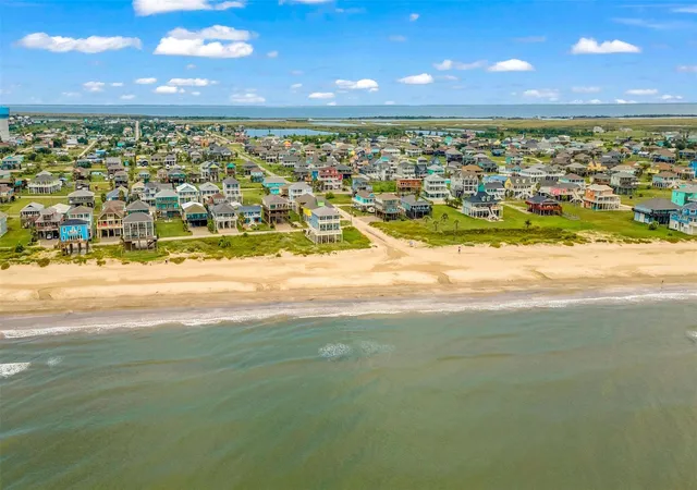 Photo 2 of Land for sale at 1971 Gulf, Port Bolivar, TX 77650 | MLS# 31931212 | Listing updated on 2026-09-09