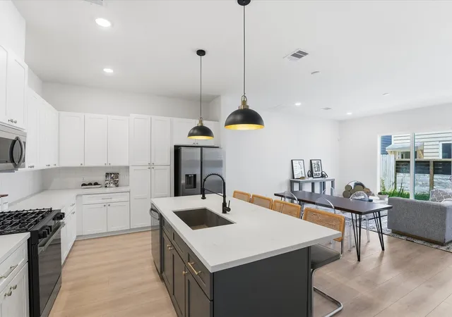 Photo 1 of Multi family home for sale at 1014 - 1016 Upside Wheatley Ln, Houston, TX 77091 | MLS# 13427312 | Listing updated on 2026-10-07
