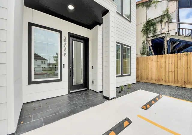 Photo 3 of Multi family home for sale at 3508 Napoleon St #ABCD, Houston, TX 77004 | MLS# 37252778 | Listing updated on 2026-09-15