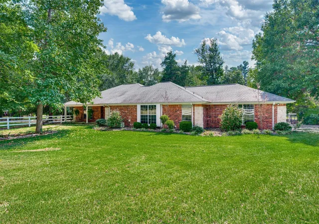 Photo 3 of Sale Pending at 3269 Acr 153, Palestine, TX 75801 | MLS# 41433698 | Listing updated on 2026-10-04
