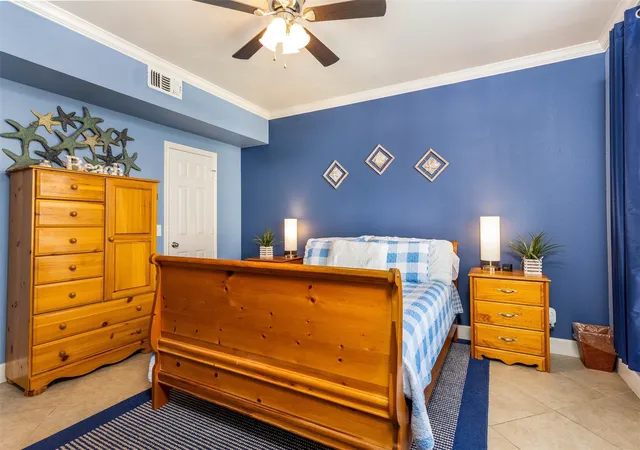 Photo 3 of Condo for sale at 7000 Seawall Blvd #324, Galveston, TX 77551 | MLS# 48509985 | Listing updated on 2026-09-07