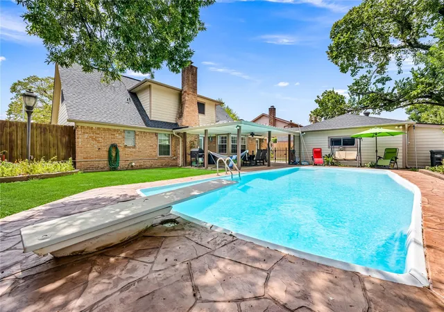 Photo 3 of Single family home for sale at 13619 Whitchurch Way, Houston, TX 77015 | MLS# 86266189 | Listing updated on 2026-09-11
