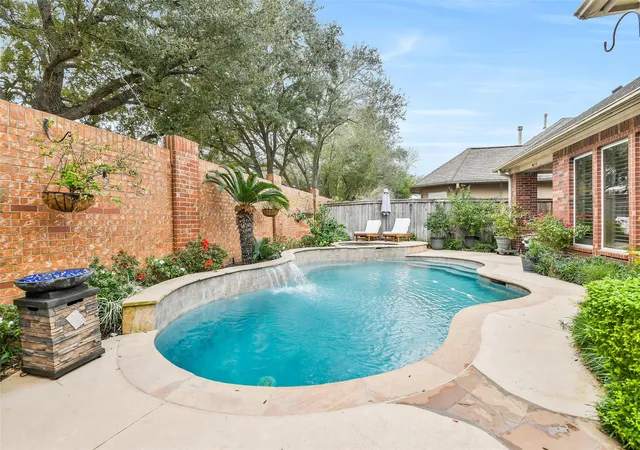 Photo 3 of Single family home for sale at 11413 Gallant Ridge Ln, Houston, TX 77082 | MLS# 61920113 | Listing updated on 2026-09-11