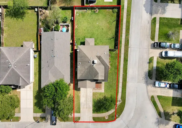 Photo 2 of Single family home for sale at 2406 Gwenfair Dr, Spring, TX 77373 | MLS# 95724181 | Listing updated on 2026-09-09