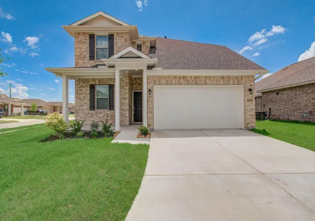 Photo 4 of Single family home for sale at 8438 Quiet Bay Dr, Baytown, TX 77523 | MLS# 35660197 | Listing updated on 2026-09-17