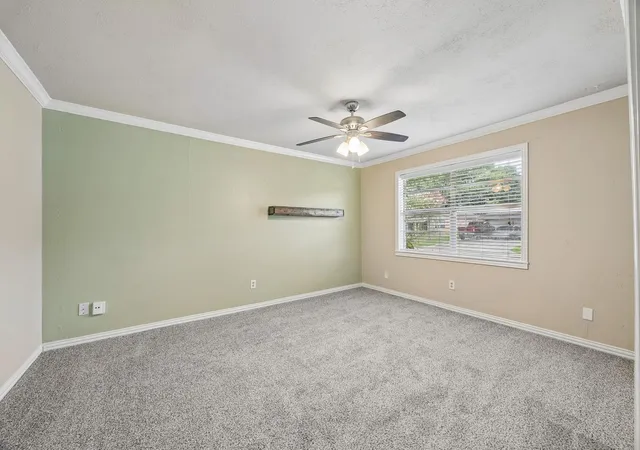 Photo 3 of Single family home for sale at 511 Debbie Ln, Alvin, TX 77511 | MLS# 5109019 | Listing updated on 2026-09-19