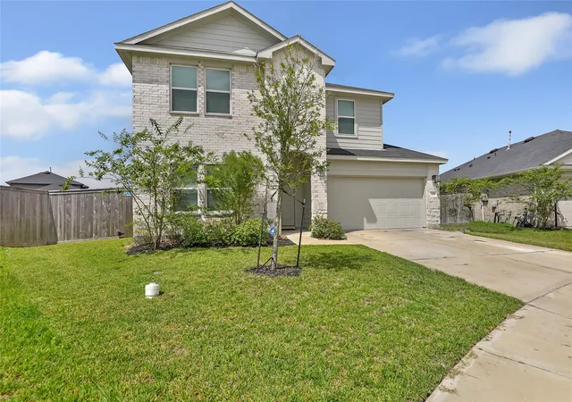 Photo 2 of Single family home for sale at 306 Springfield Shrs Ct, Crosby, TX 77532 | MLS# 79741537 | Listing updated on 2026-10-07