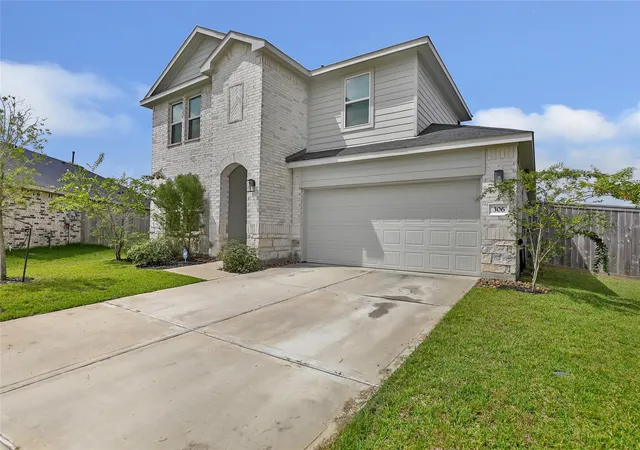 Photo 3 of Single family home for sale at 306 Springfield Shrs Ct, Crosby, TX 77532 | MLS# 79741537 | Listing updated on 2026-10-07